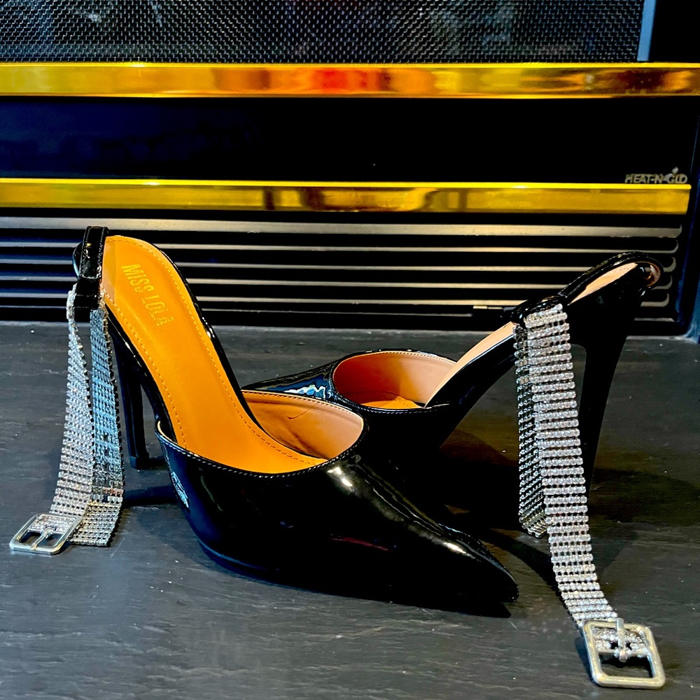 Black Pumps with bling belt wrap